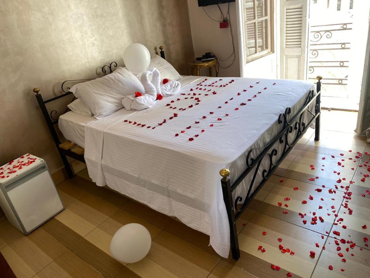 Meramees Hotel *